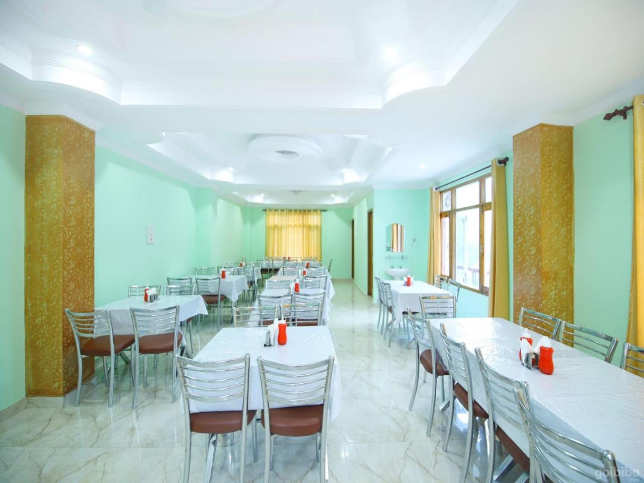 Hotel Alpine View Sarāhan Kültér fotó